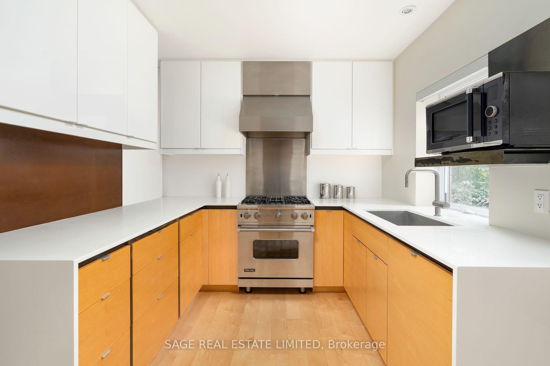 Photo 13 of 91 Maplewood Avenue, Toronto, Humewood-Cedarvale — HOMEH