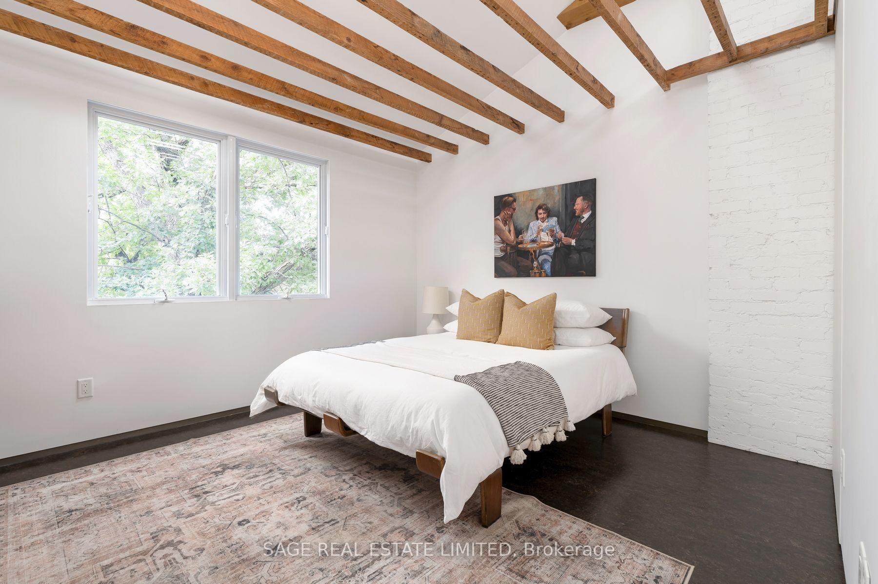 Photo 19 of 91 Maplewood Avenue, Toronto, Humewood-Cedarvale — HOMEH