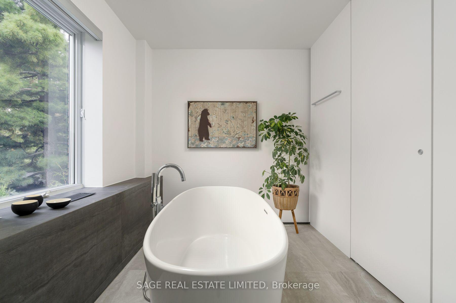 Photo 27 of 91 Maplewood Avenue, Toronto, Humewood-Cedarvale — HOMEH