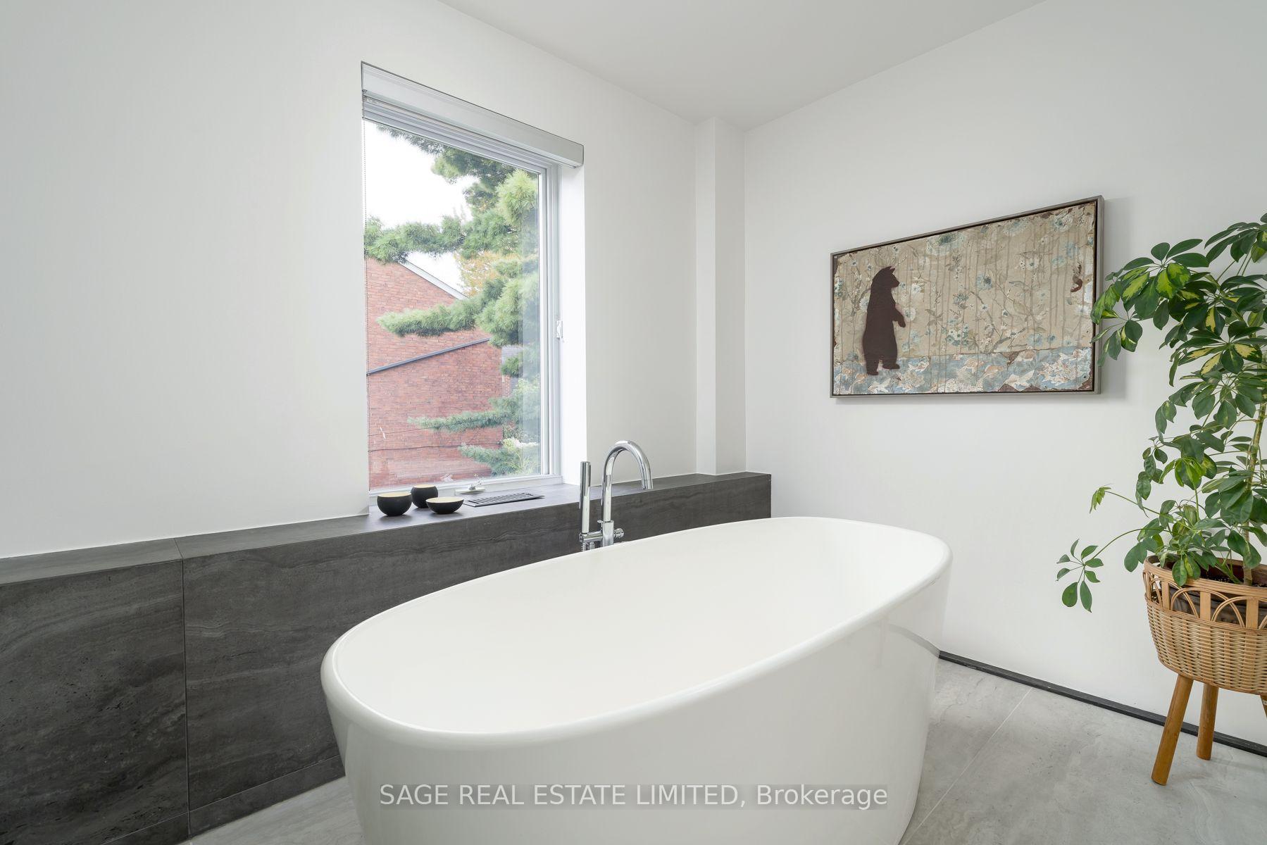 Photo 28 of 91 Maplewood Avenue, Toronto, Humewood-Cedarvale — HOMEH