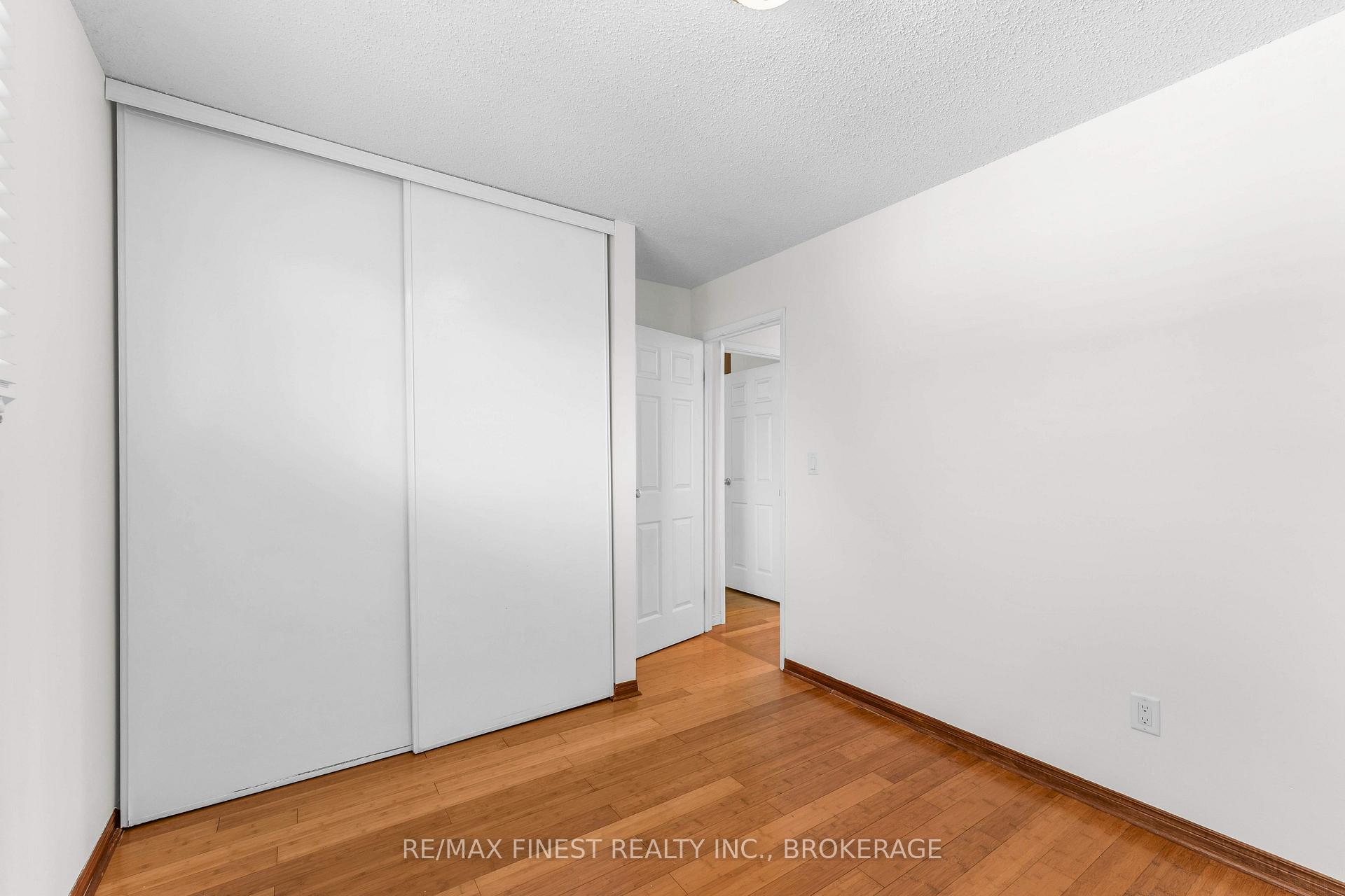 Photo 19 of 102 Grenadier Drive, Kingston, Kingston East (Incl Barret Crt) — HOMEH