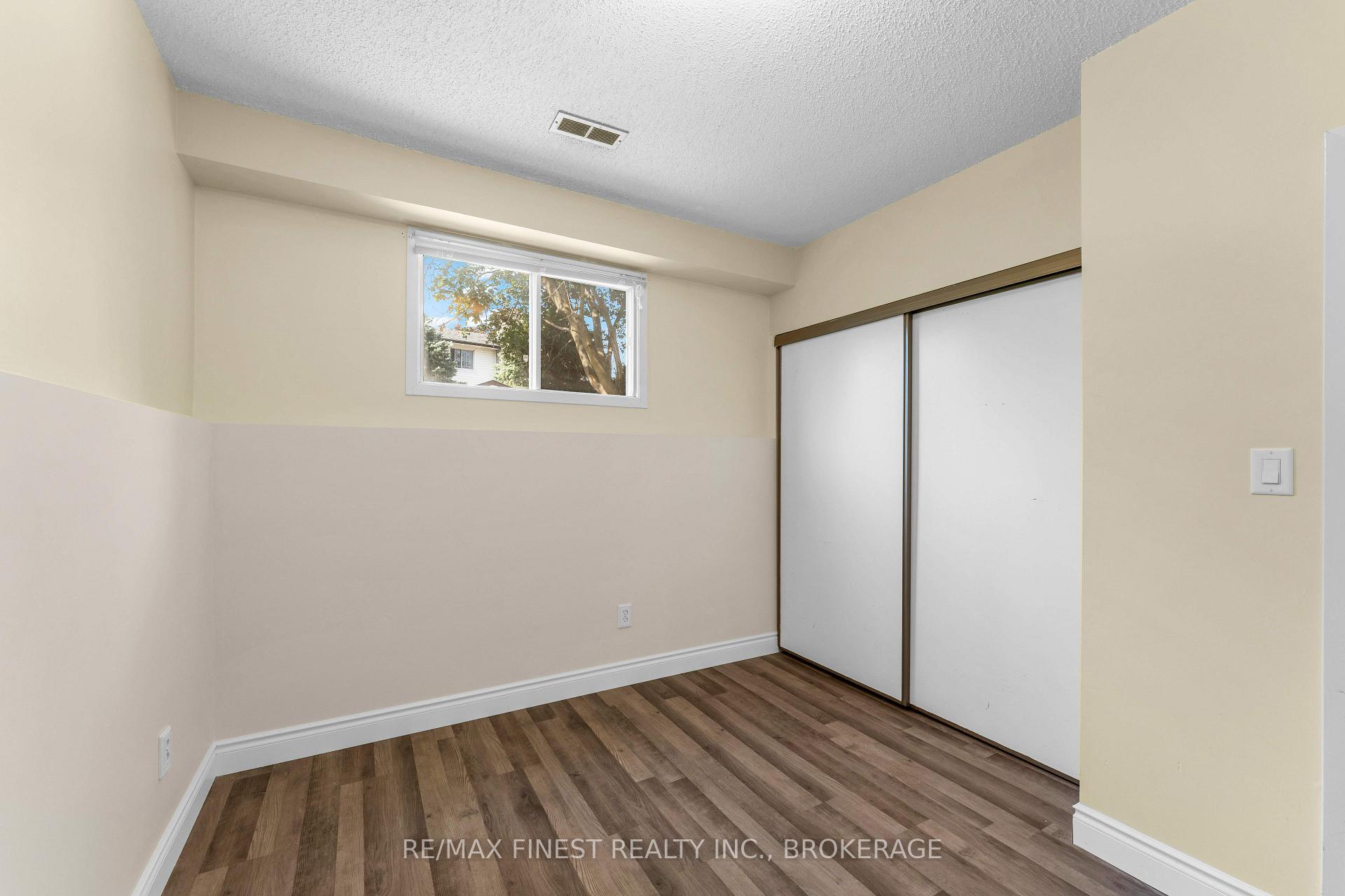 Photo 28 of 102 Grenadier Drive, Kingston, Kingston East (Incl Barret Crt) — HOMEH