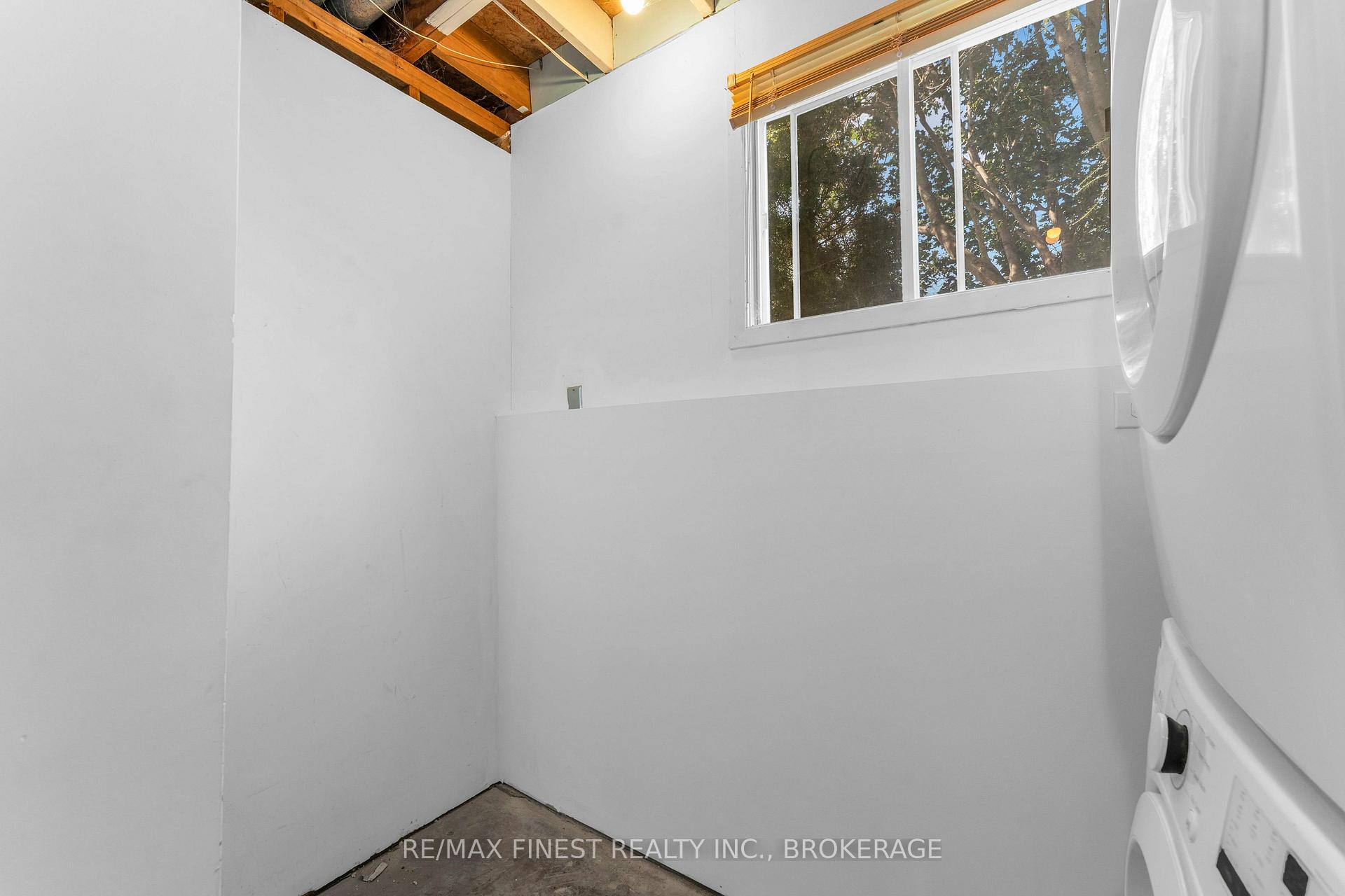 Photo 31 of 102 Grenadier Drive, Kingston, Kingston East (Incl Barret Crt) — HOMEH