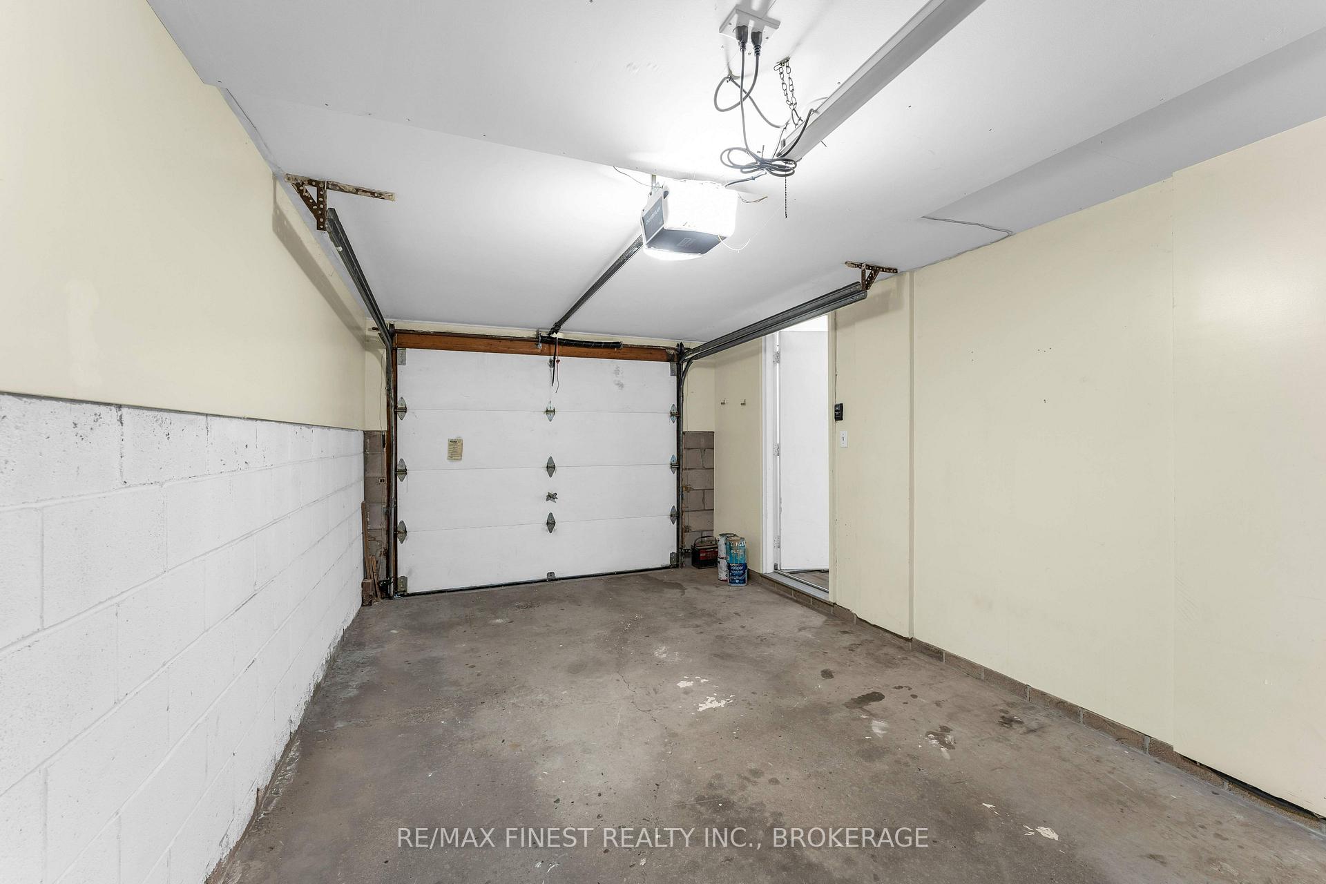 Photo 33 of 102 Grenadier Drive, Kingston, Kingston East (Incl Barret Crt) — HOMEH