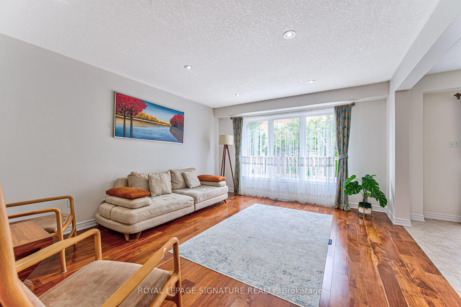 Photo 11 of 270 Springvalley Crescent, Hamilton, Gourley — HOMEH