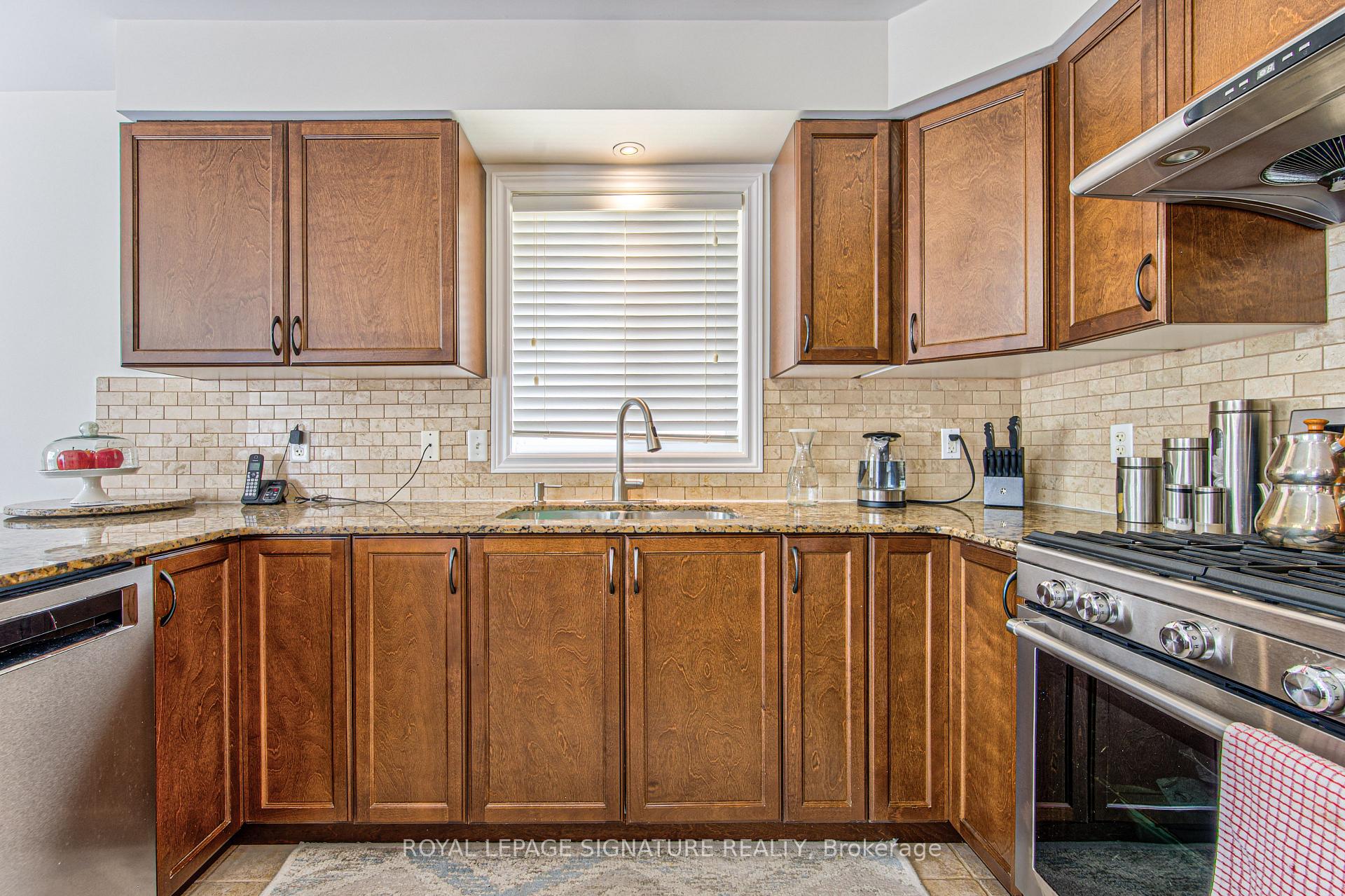 Photo 18 of 270 Springvalley Crescent, Hamilton, Gourley — HOMEH