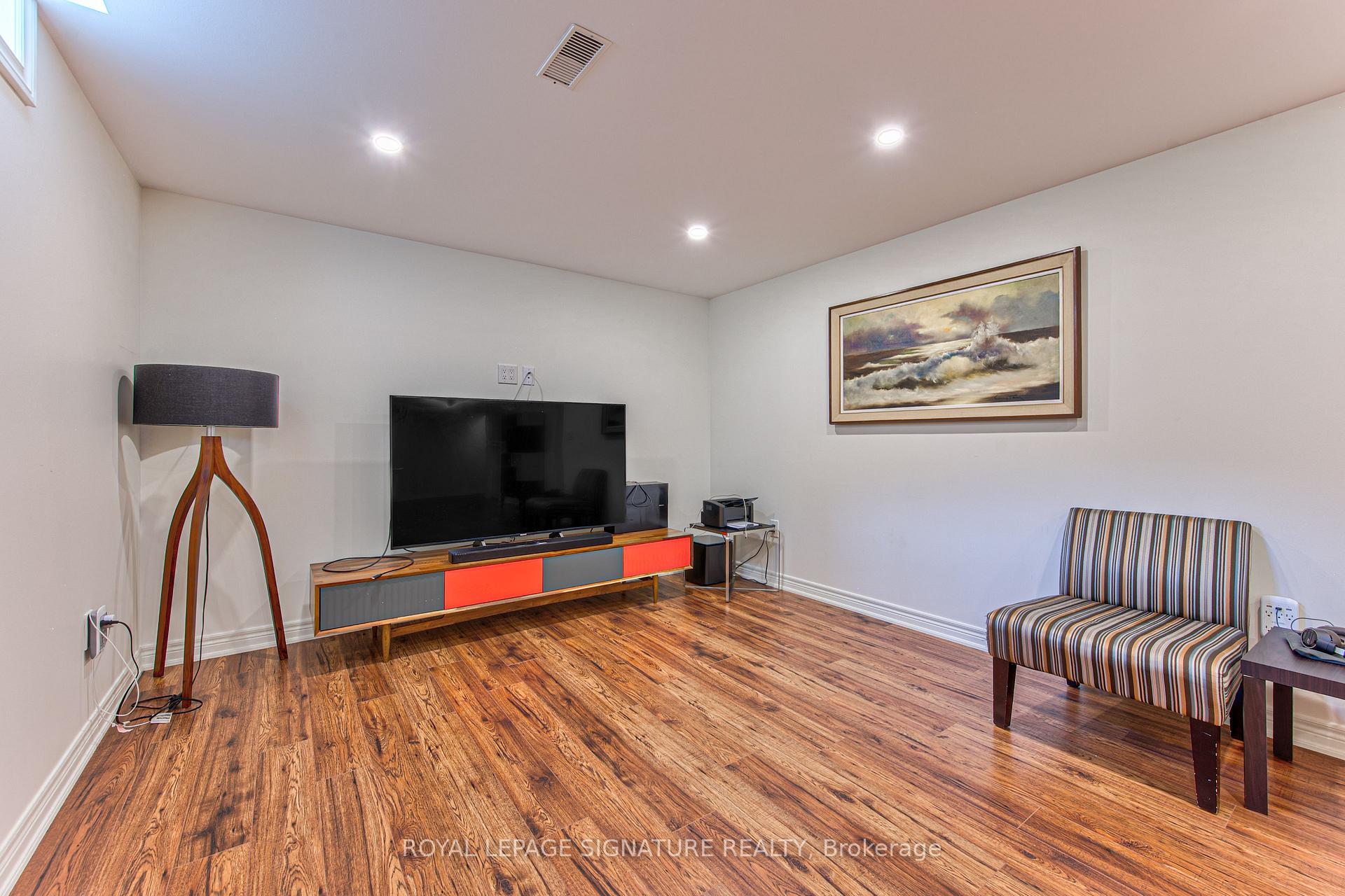 Photo 37 of 270 Springvalley Crescent, Hamilton, Gourley — HOMEH