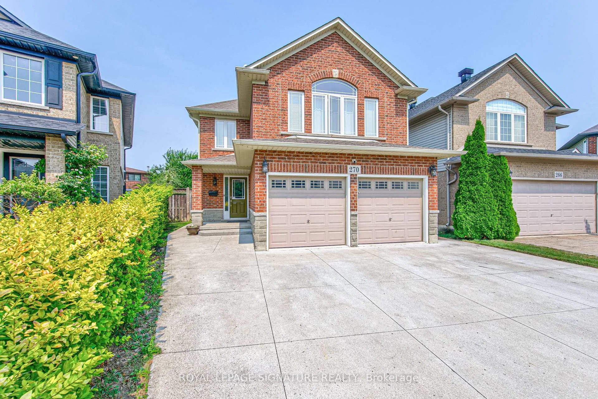 Photo of 270 Springvalley Crescent