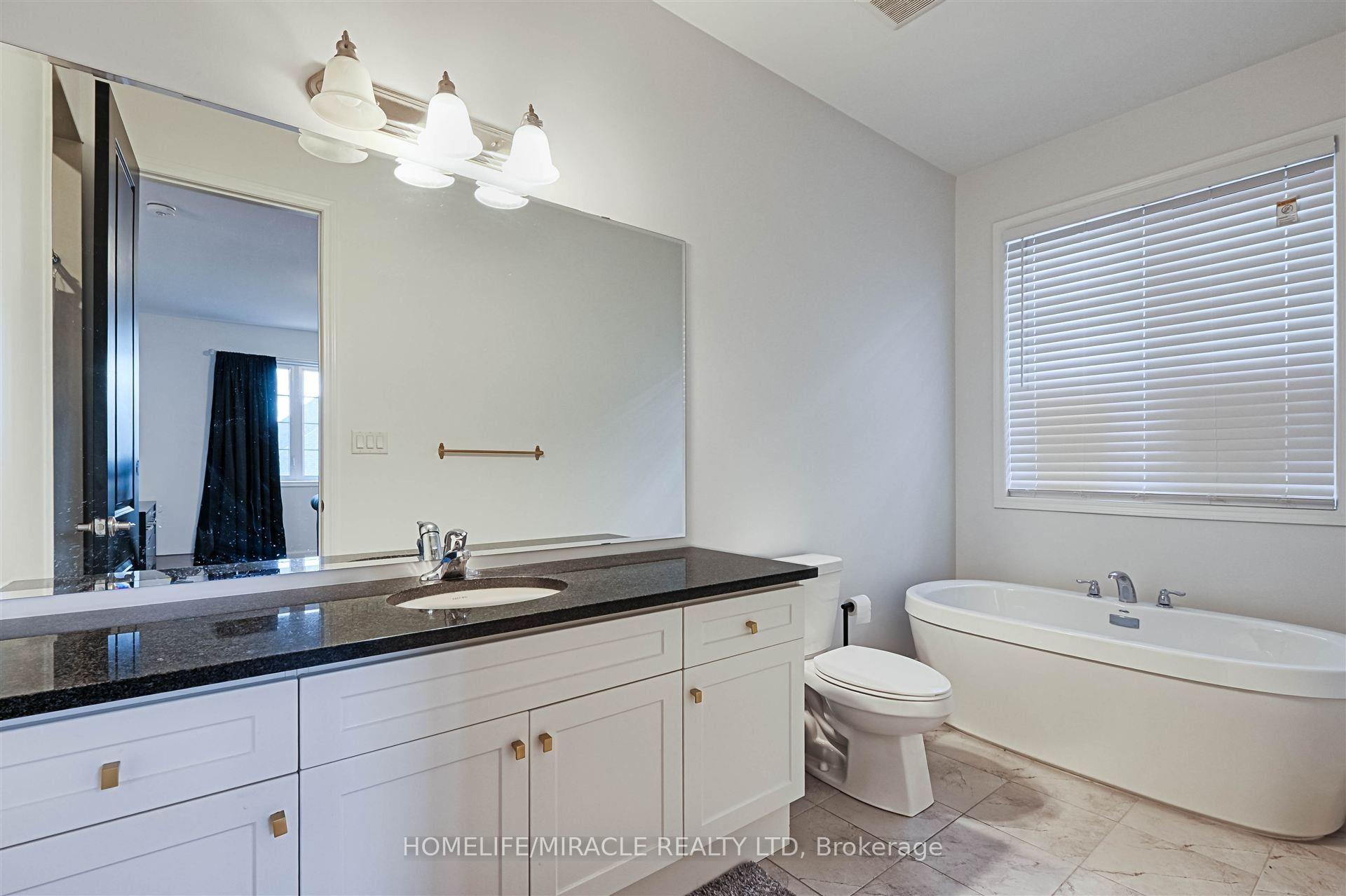 Photo 19 of 50 Chorus Crescent, Vaughan, Kleinburg — HOMEH