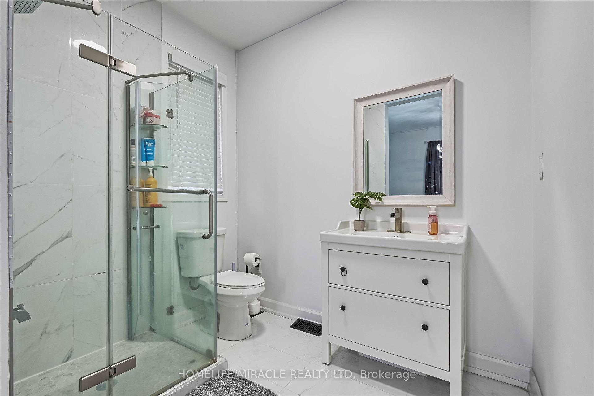 Photo 22 of 50 Chorus Crescent, Vaughan, Kleinburg — HOMEH