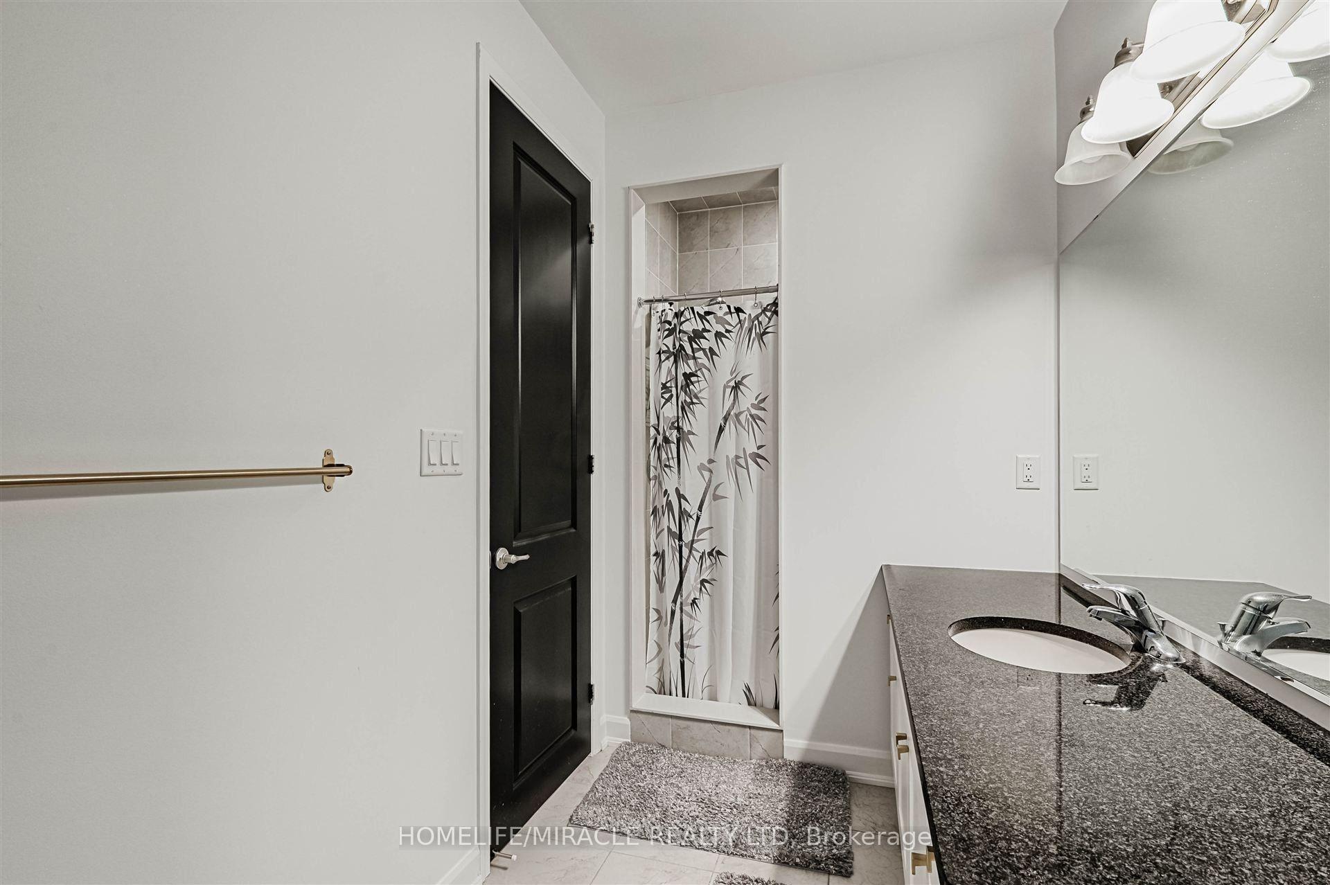 Photo 25 of 50 Chorus Crescent, Vaughan, Kleinburg — HOMEH