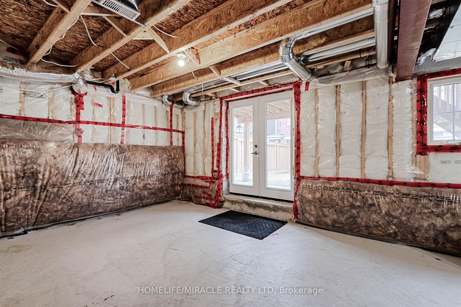 Photo 27 of 50 Chorus Crescent, Vaughan, Kleinburg — HOMEH