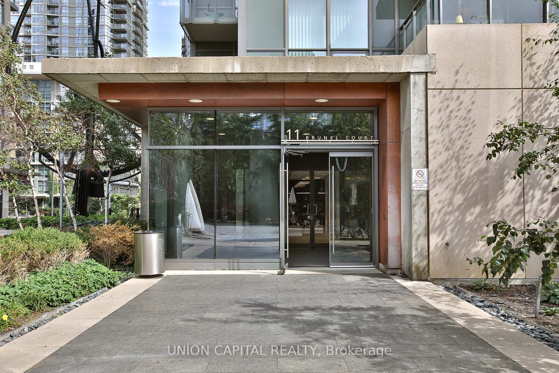 Photo 2 of Unit 2809, 11 Brunel Court, Toronto, Waterfront Communities — HOMEH