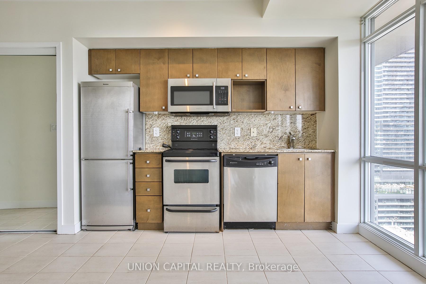 Photo 14 of Unit 2809, 11 Brunel Court, Toronto, Waterfront Communities — HOMEH