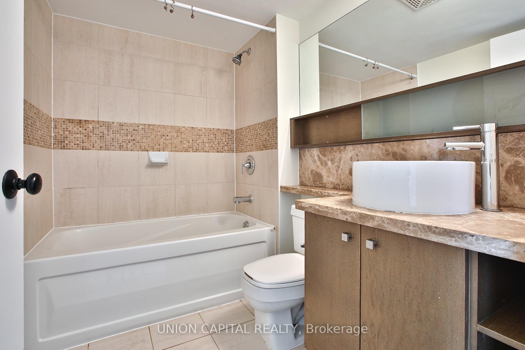 Photo 15 of Unit 2809, 11 Brunel Court, Toronto, Waterfront Communities — HOMEH