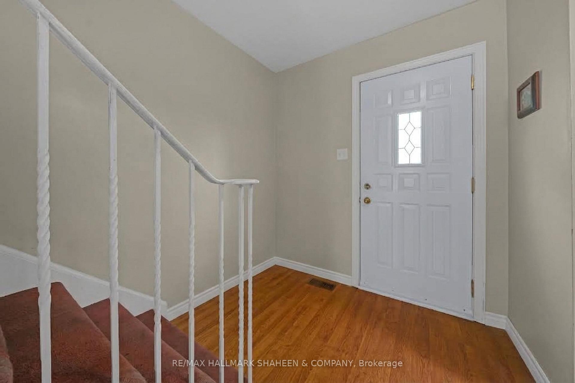 Photo 4 of Unit 4, 2238 Upper Middle Road, Burlington, Brant Hills — HOMEH