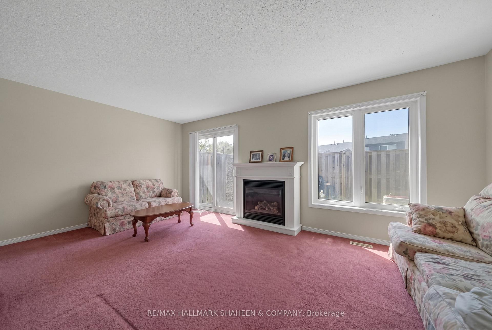 Photo 14 of Unit 4, 2238 Upper Middle Road, Burlington, Brant Hills — HOMEH