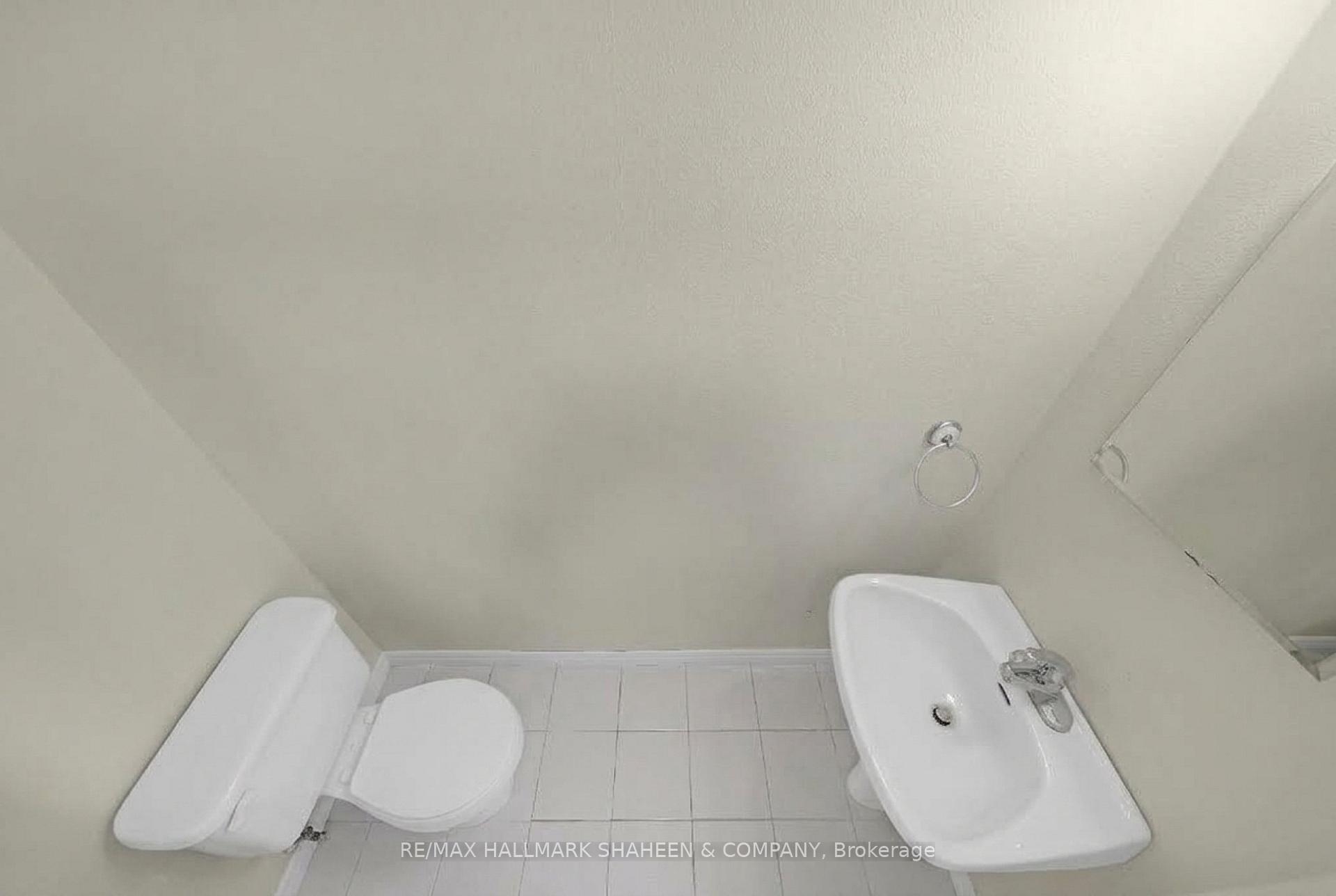 Photo 18 of Unit 4, 2238 Upper Middle Road, Burlington, Brant Hills — HOMEH