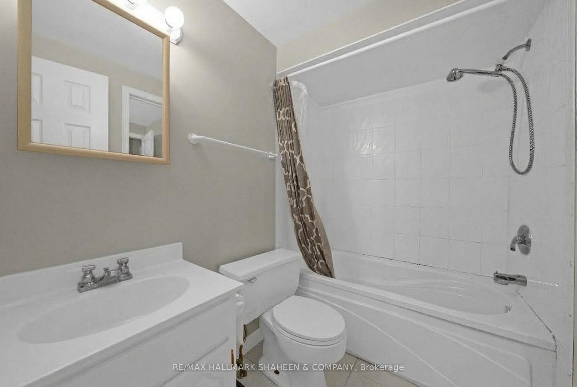 Photo 26 of Unit 4, 2238 Upper Middle Road, Burlington, Brant Hills — HOMEH