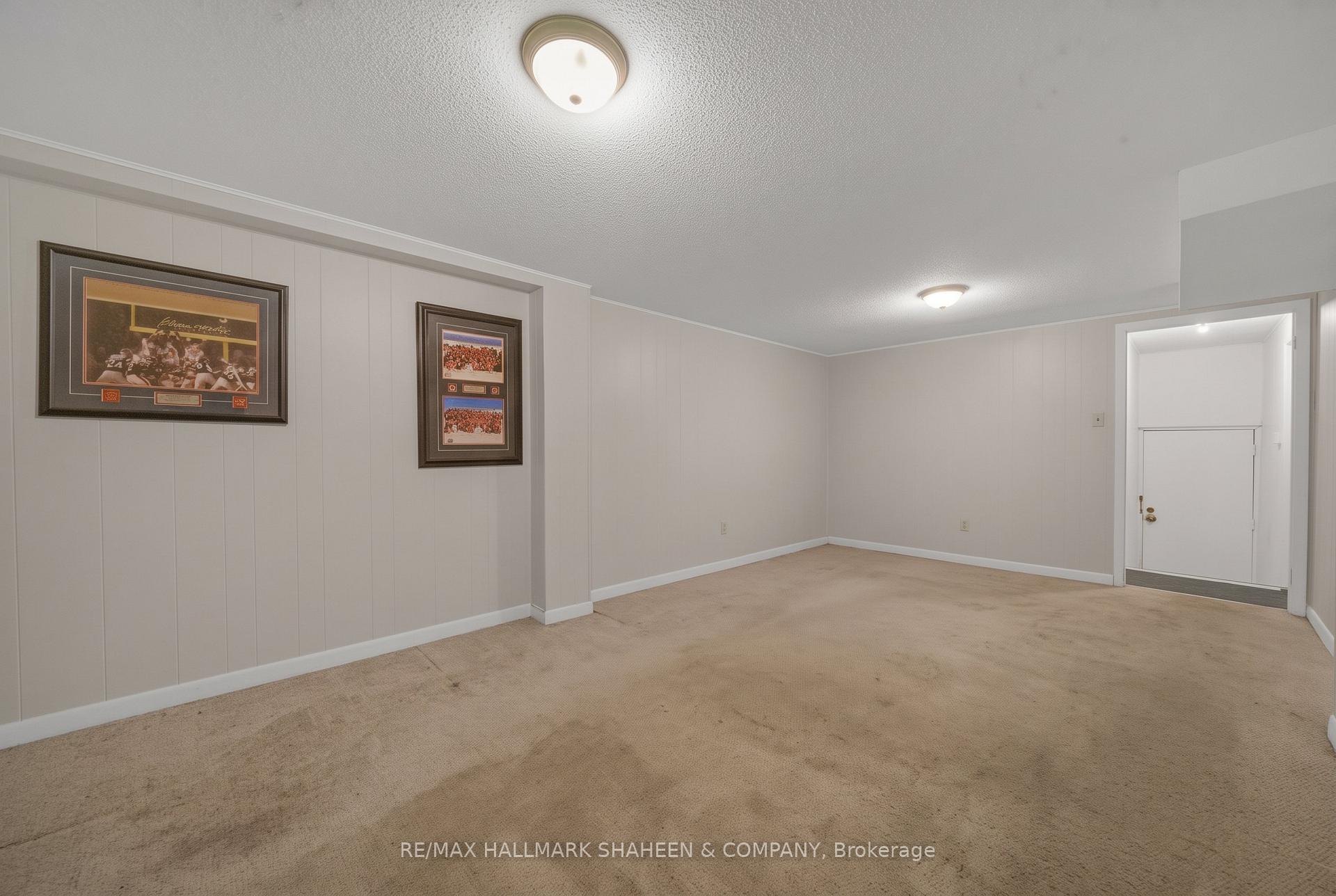 Photo 32 of Unit 4, 2238 Upper Middle Road, Burlington, Brant Hills — HOMEH