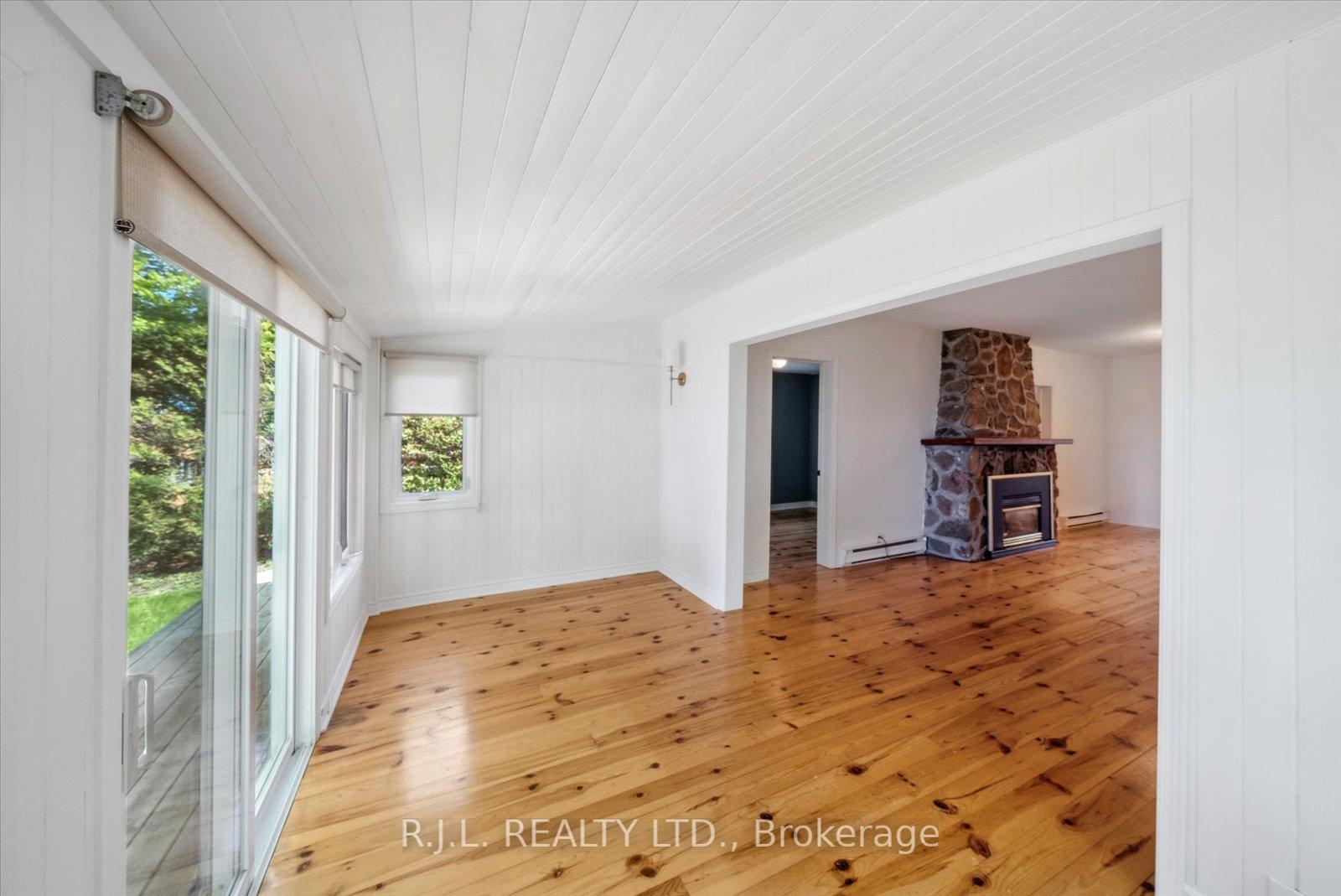 Photo 15 of 242 Morrison Avenue, Brock, Beaverton — HOMEH