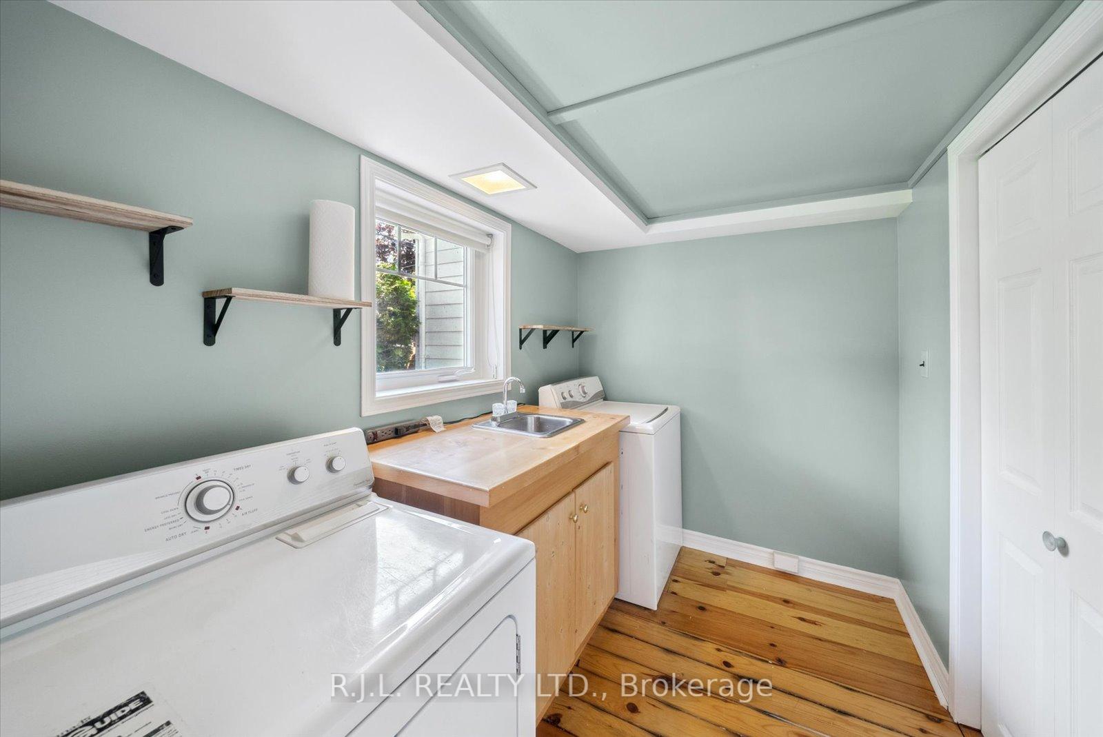 Photo 26 of 242 Morrison Avenue, Brock, Beaverton — HOMEH