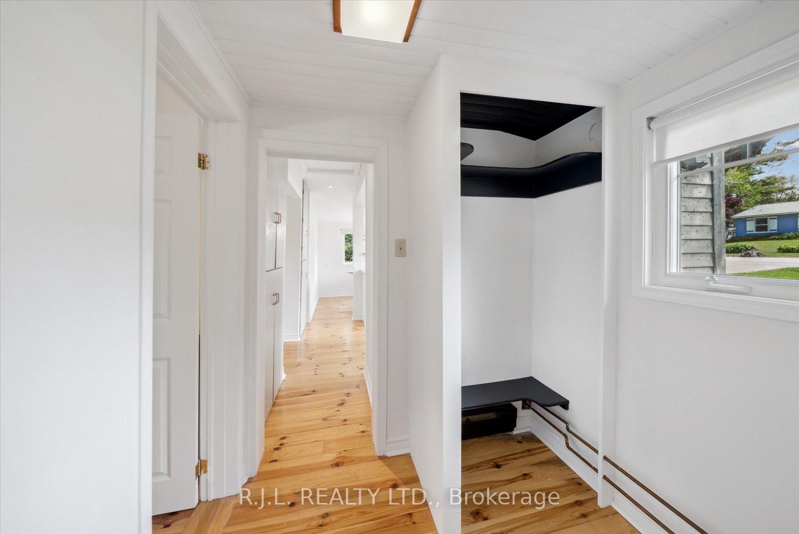 Photo 27 of 242 Morrison Avenue, Brock, Beaverton — HOMEH