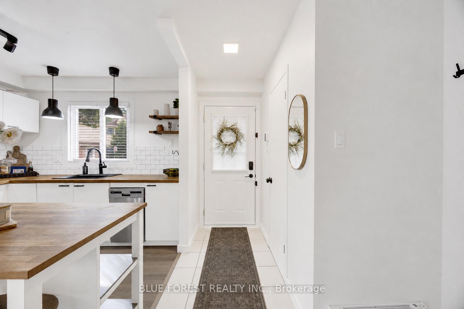 Photo 5 of Unit 92, 230 Clarke Road, London, East I — HOMEH