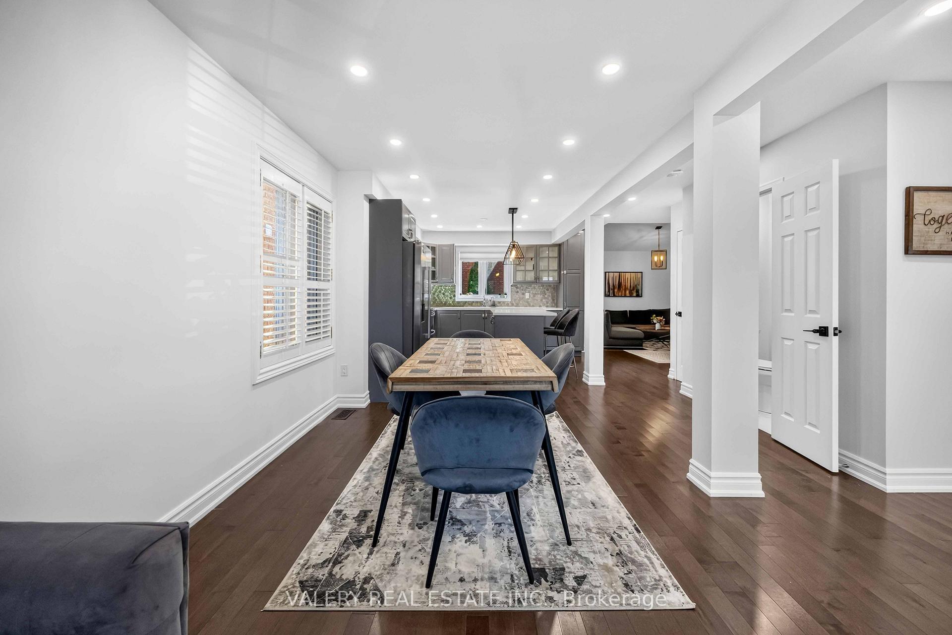 Photo 9 of 27 Lavender Place, Vaughan, East Woodbridge — HOMEH