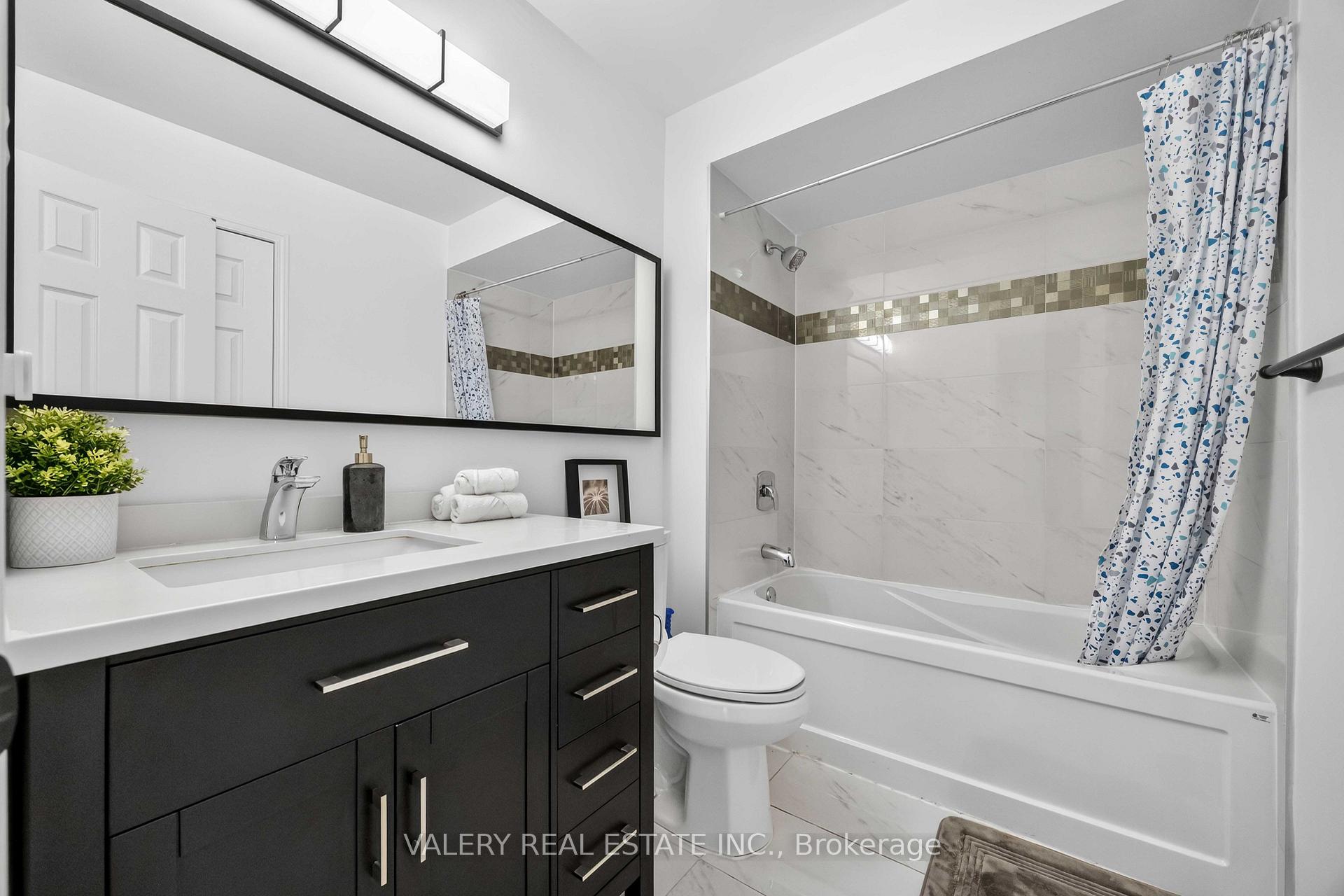 Photo 34 of 27 Lavender Place, Vaughan, East Woodbridge — HOMEH