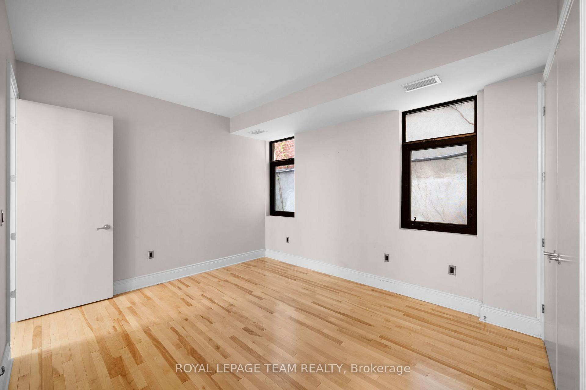 Photo 9 of Unit 202, 260 Besserer Street, Ottawa, Sandy Hill — HOMEH