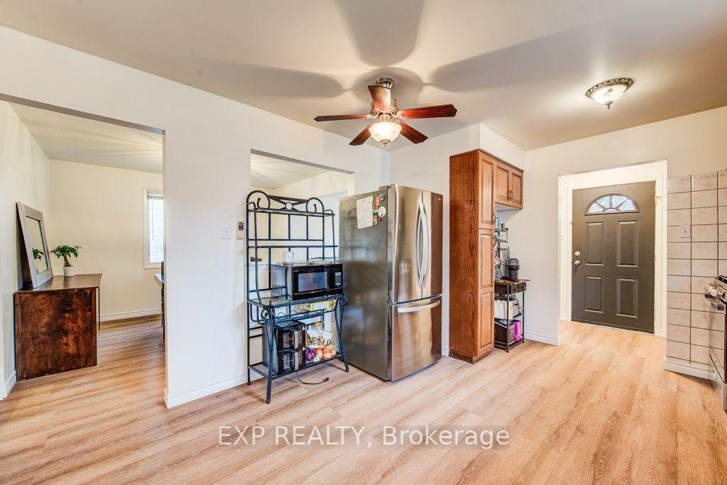 Photo 10 of 143 Sunrise Place, Kitchener, Grand River North — HOMEH