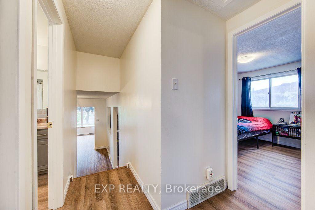 Photo 18 of 143 Sunrise Place, Kitchener, Grand River North — HOMEH