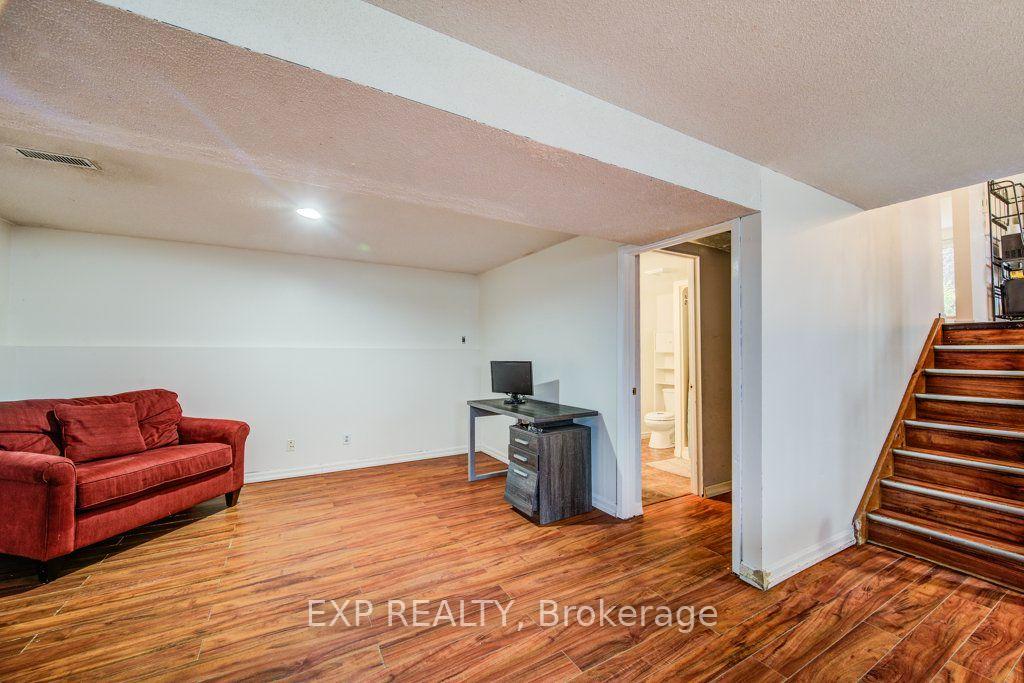 Photo 29 of 143 Sunrise Place, Kitchener, Grand River North — HOMEH