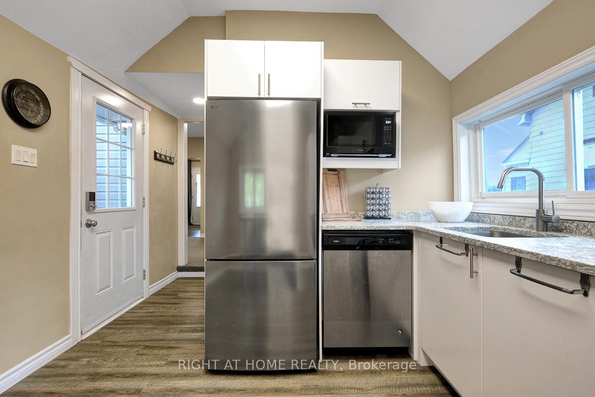 Photo 16 of 3698 Carp Road, Ottawa, Carp — HOMEH