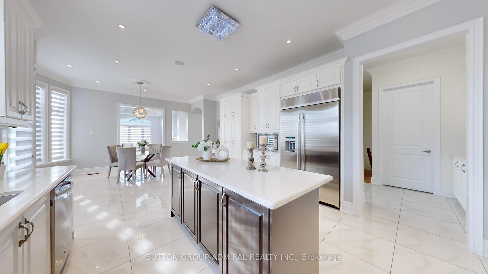 Photo 12 of 100 Virtue Crescent, Vaughan, Vellore Village — HOMEH