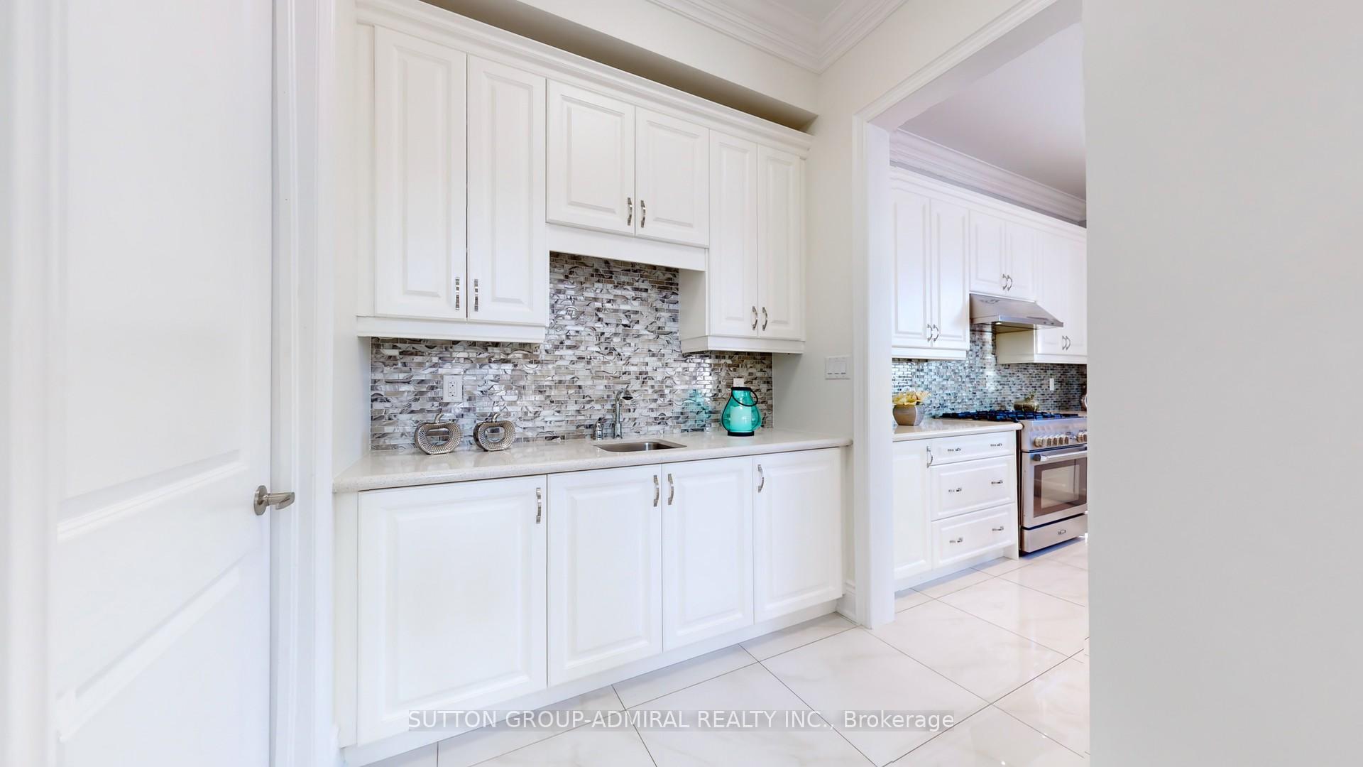 Photo 14 of 100 Virtue Crescent, Vaughan, Vellore Village — HOMEH