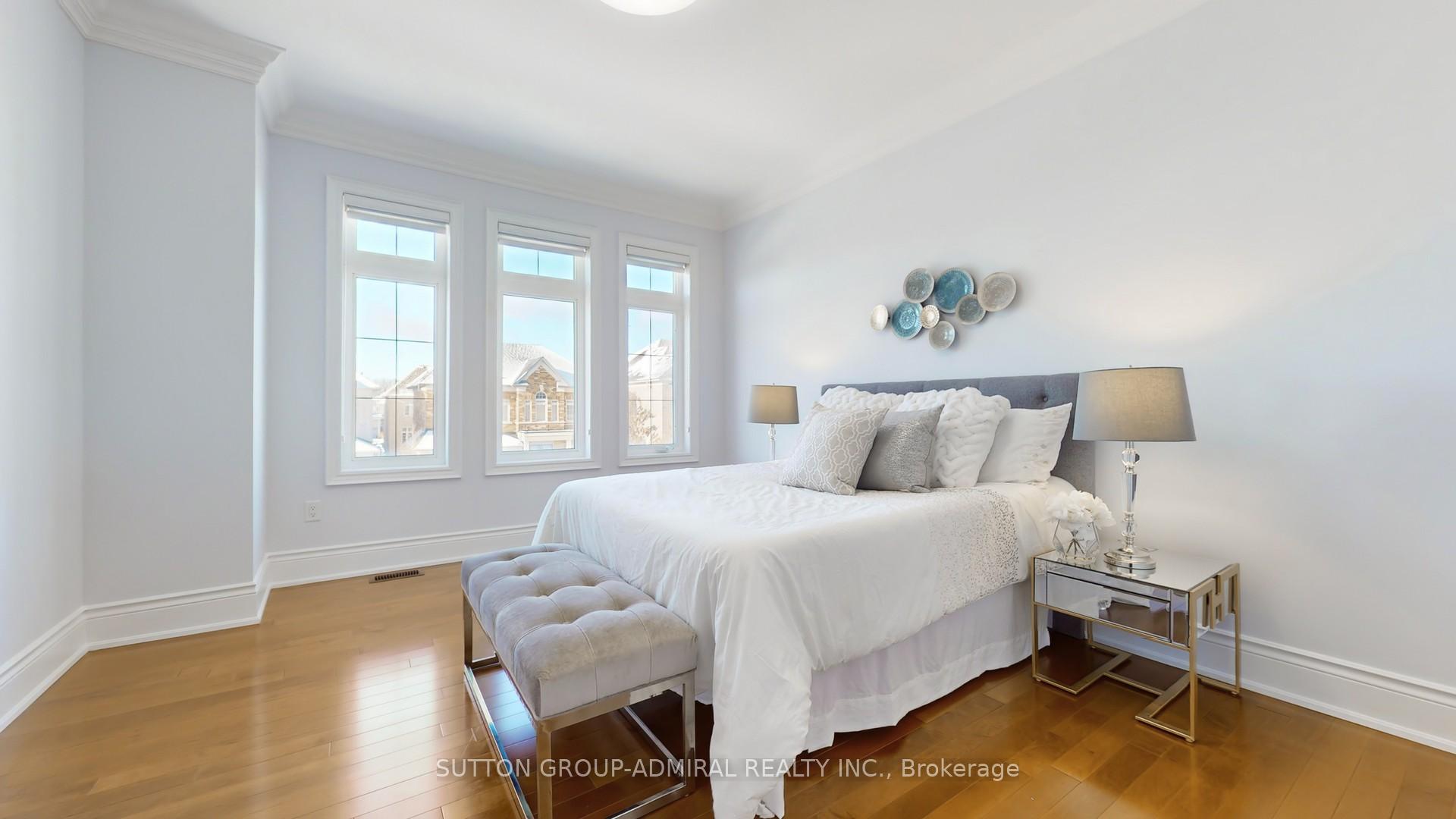 Photo 32 of 100 Virtue Crescent, Vaughan, Vellore Village — HOMEH