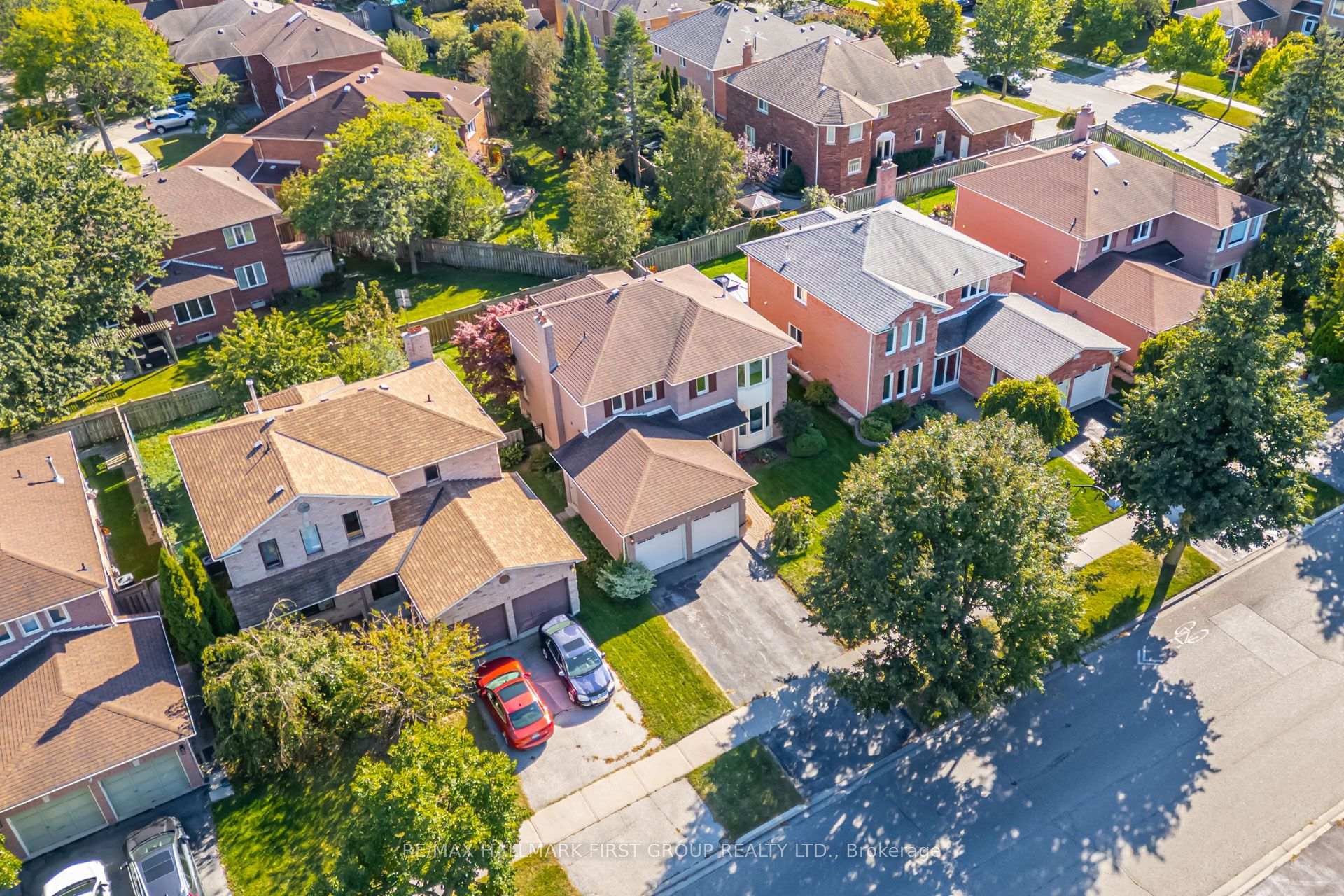 Photo 2 of 13 Griffiths Drive, Ajax, Central West — HOMEH