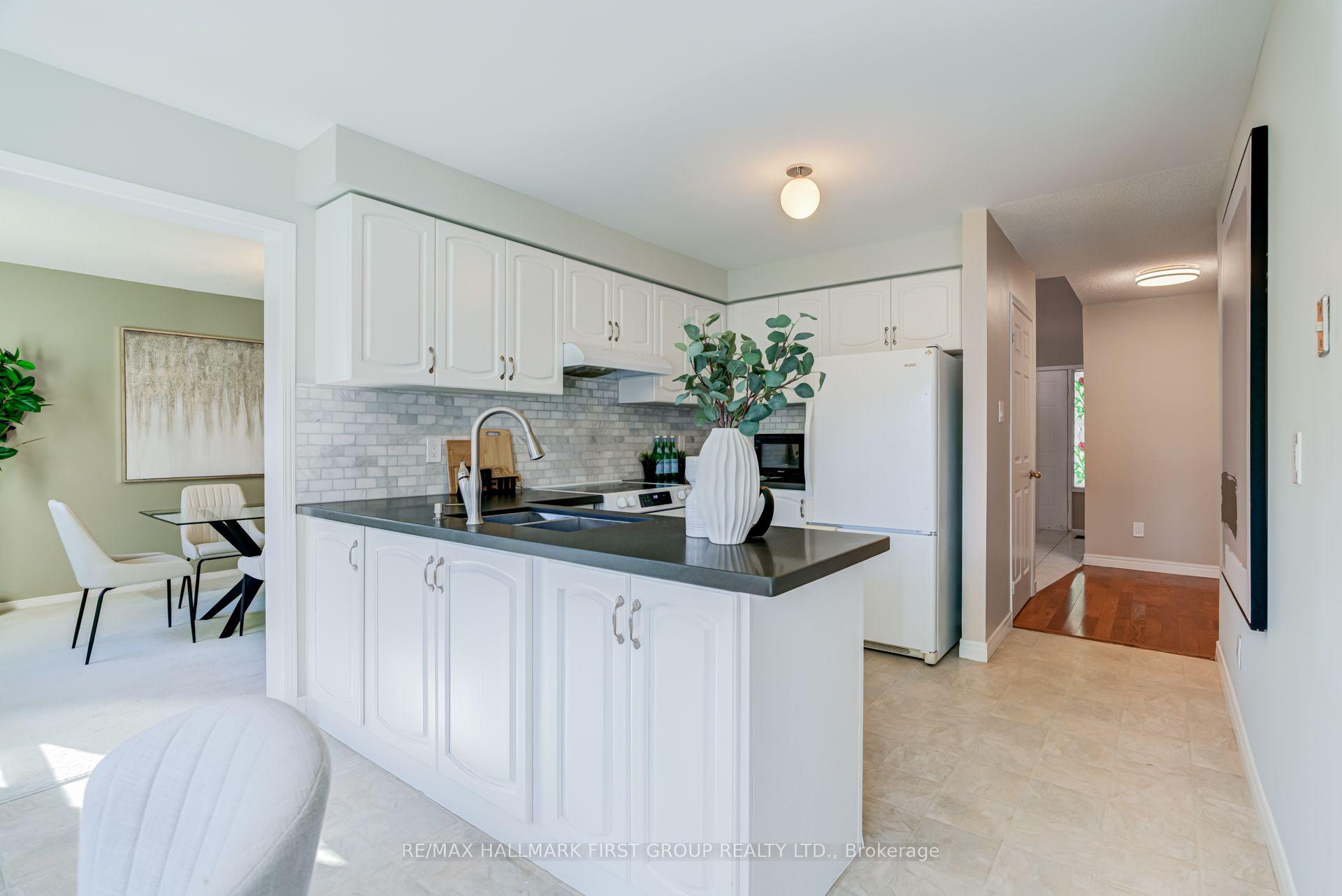 Photo 9 of 13 Griffiths Drive, Ajax, Central West — HOMEH