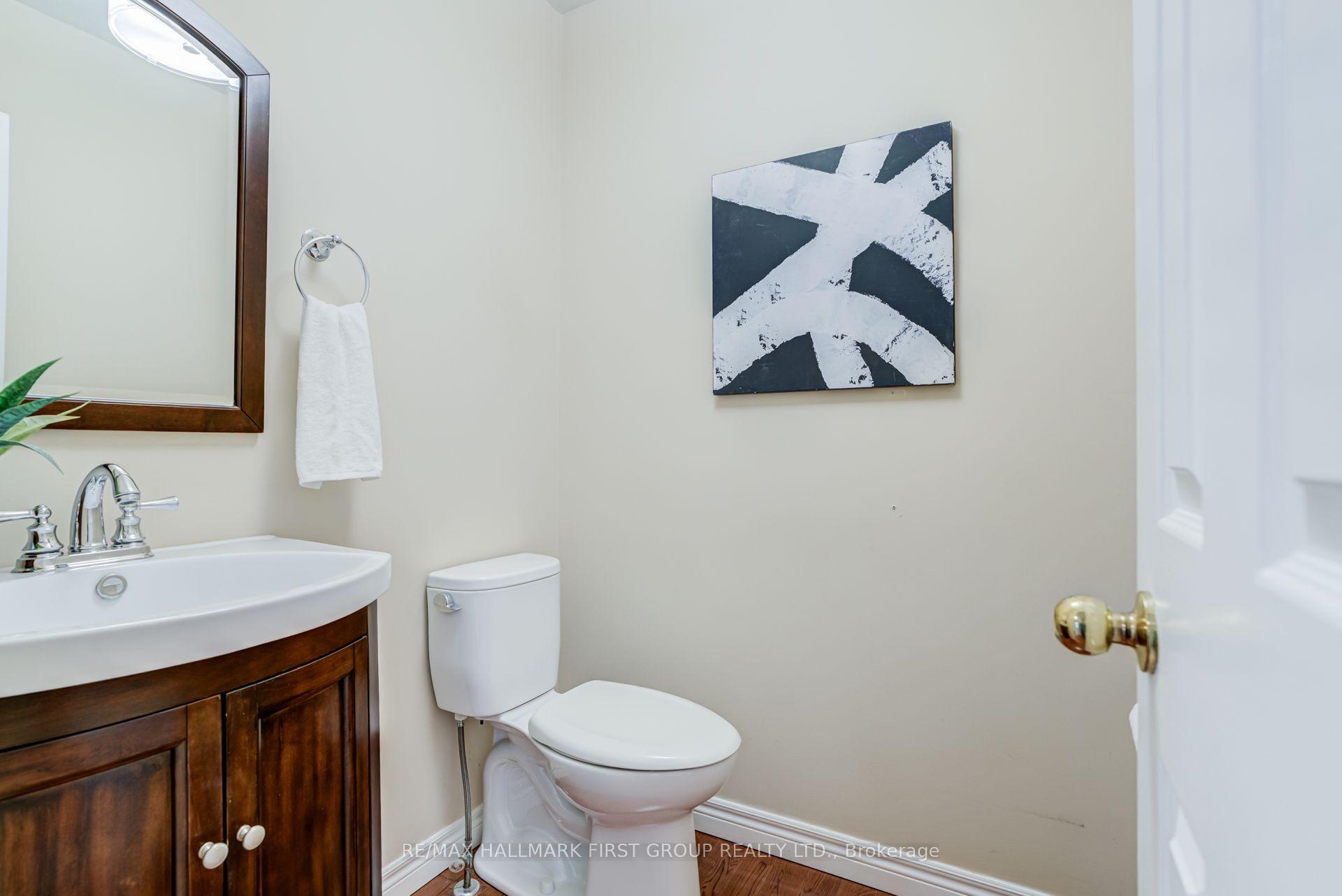 Photo 15 of 13 Griffiths Drive, Ajax, Central West — HOMEH