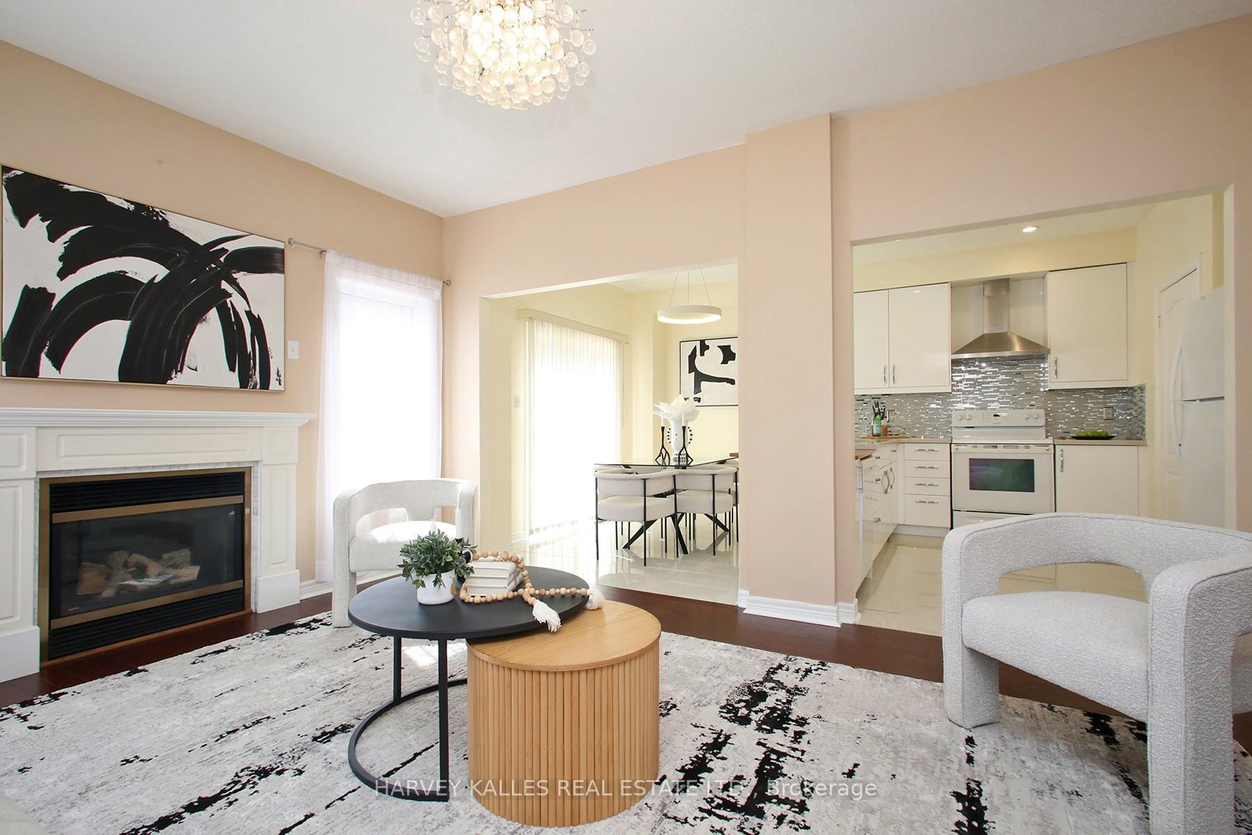 Photo 8 of 71 Mcnally Way, Aurora, Bayview Northeast — HOMEH