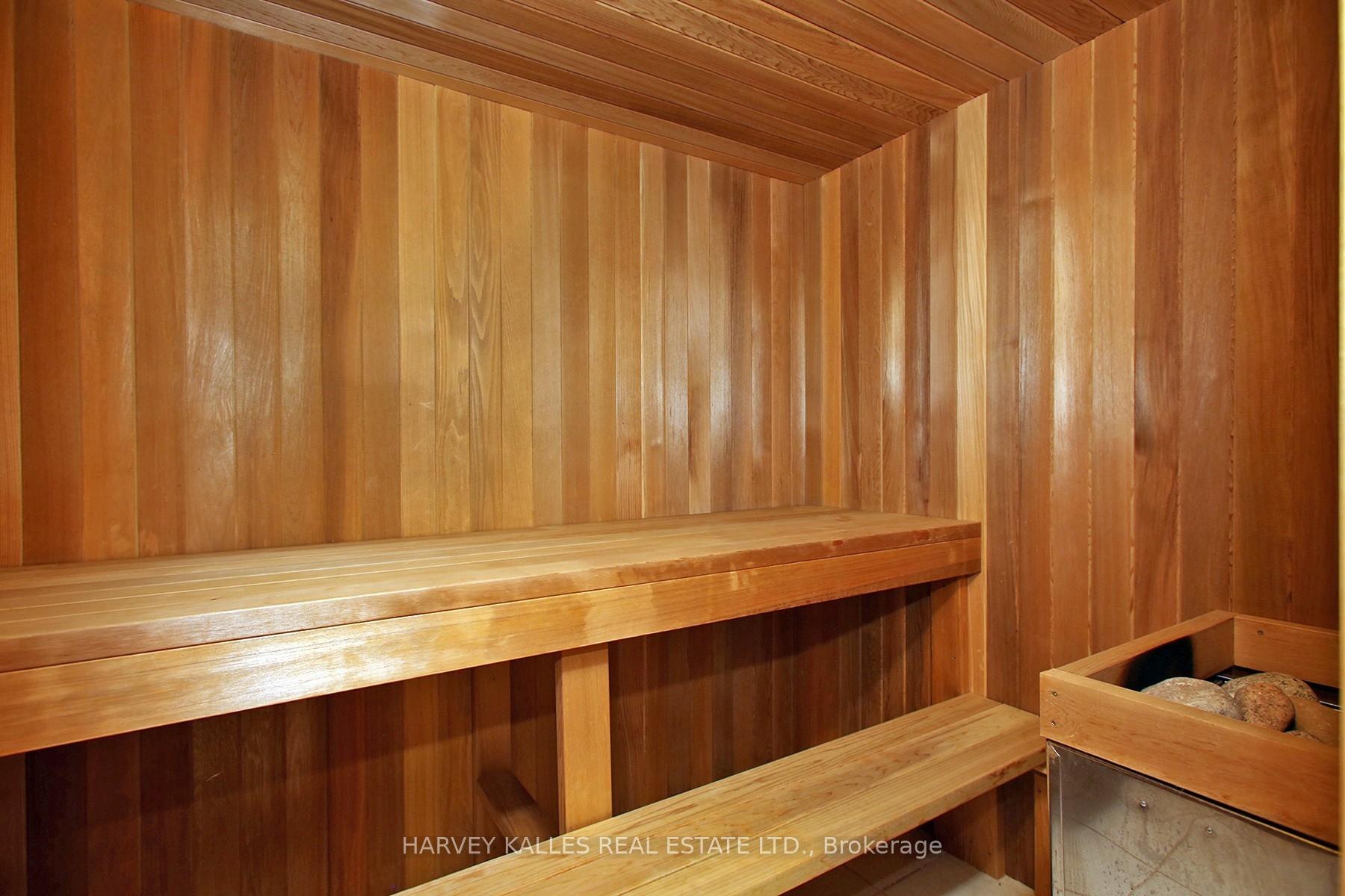 Photo 25 of 71 Mcnally Way, Aurora, Bayview Northeast — HOMEH