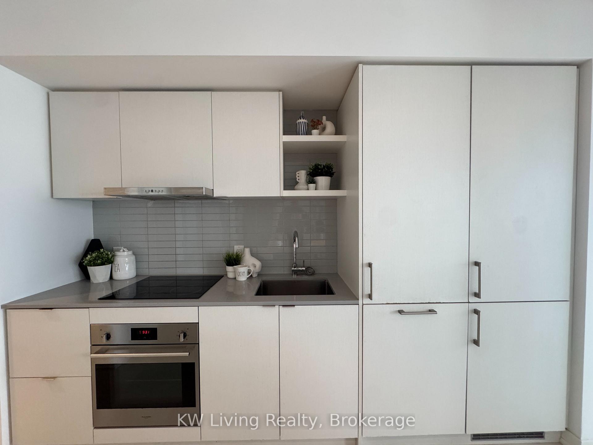 Photo 5 of Unit 5006, 100 Harbour Street, Toronto, Waterfront Communities — HOMEH
