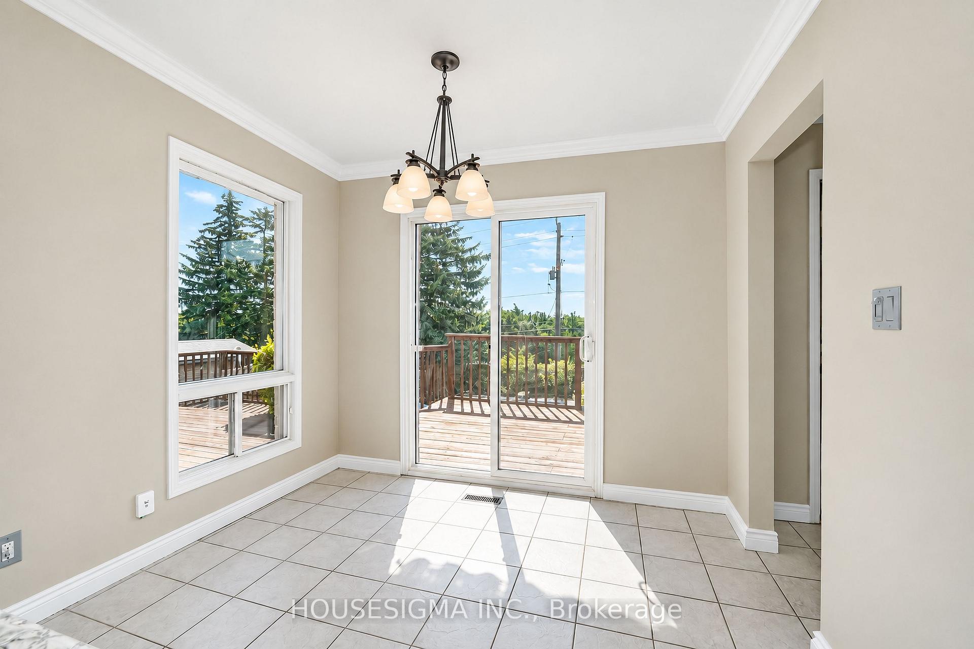 Photo 14 of 42 Cherry Blossom Crescent, Clarington, Courtice — HOMEH