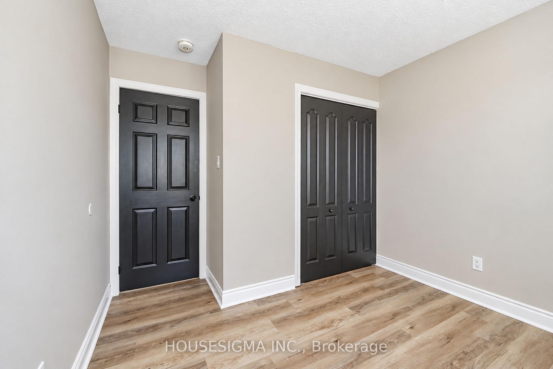Photo 20 of 42 Cherry Blossom Crescent, Clarington, Courtice — HOMEH