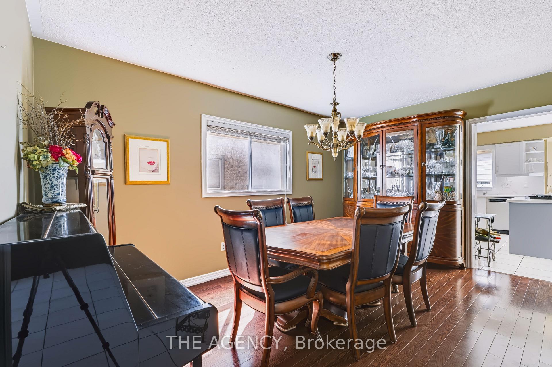 Photo 11 of 17 Sparta Court, Markham, Rouge Fairways — HOMEH