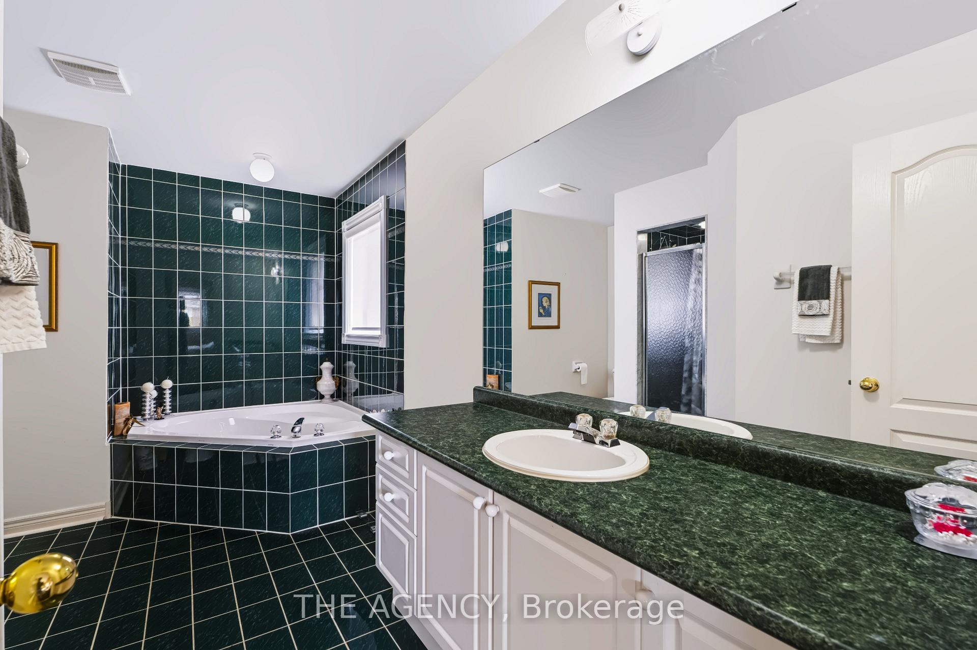 Photo 35 of 17 Sparta Court, Markham, Rouge Fairways — HOMEH