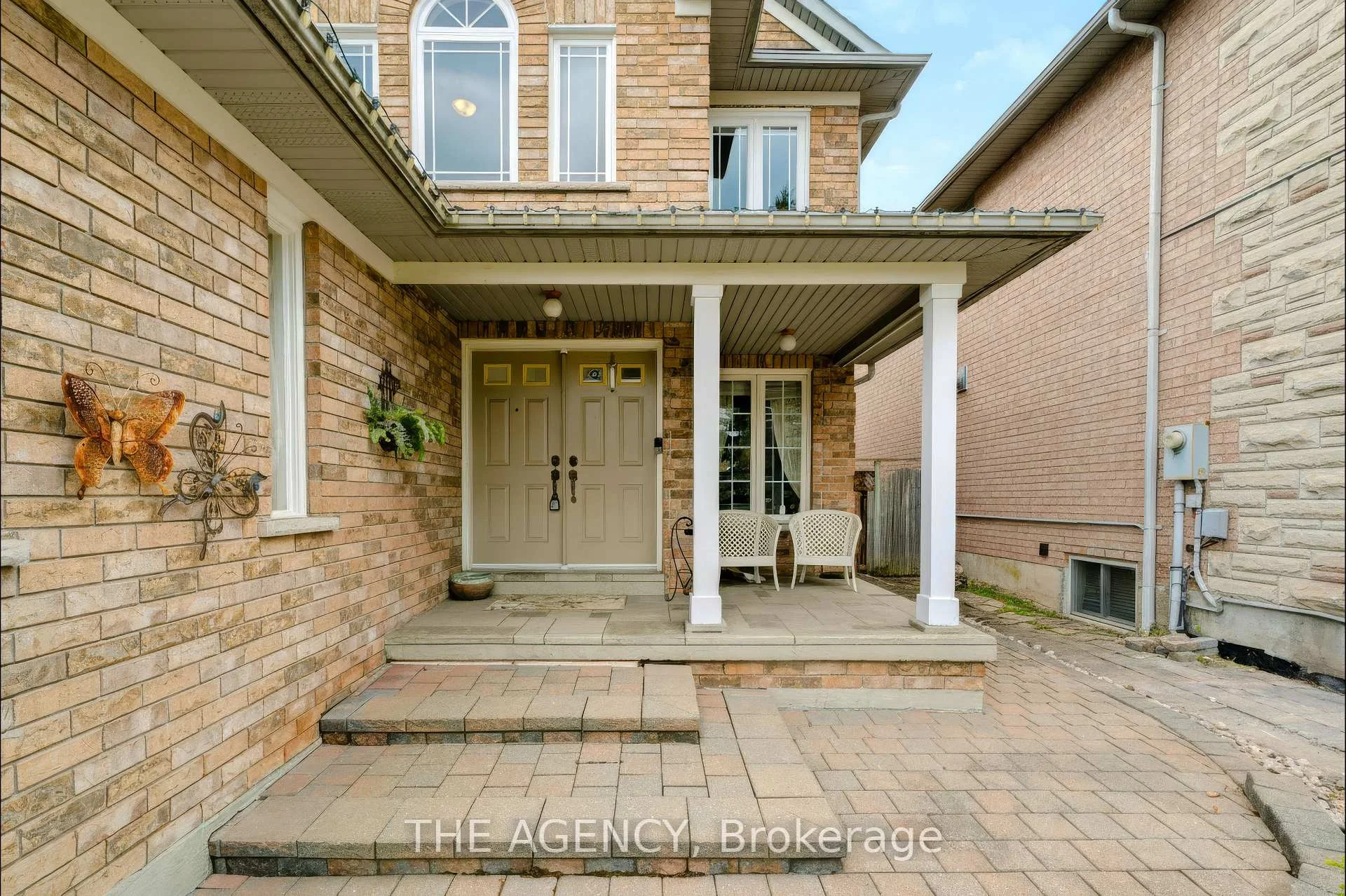 Photo 5 of 17 Sparta Court, Markham, Rouge Fairways — HOMEH