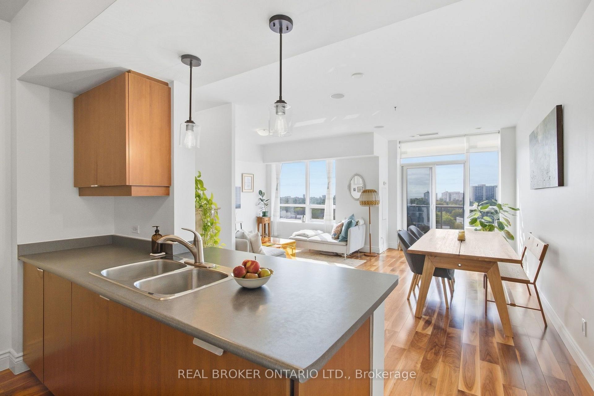 Photo 6 of Unit 1110, 61 Heintzman Street, Toronto, Junction Area — HOMEH